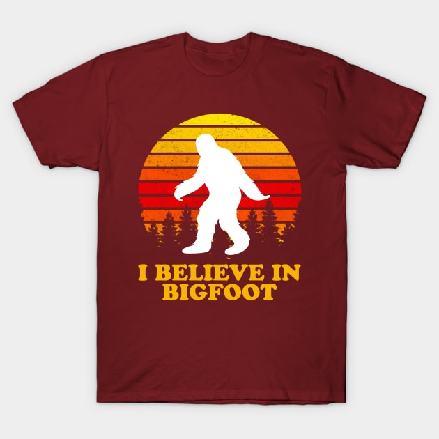 I Believe In Bigfoot Funny Bigfoot Design T-Shirt by narekmug